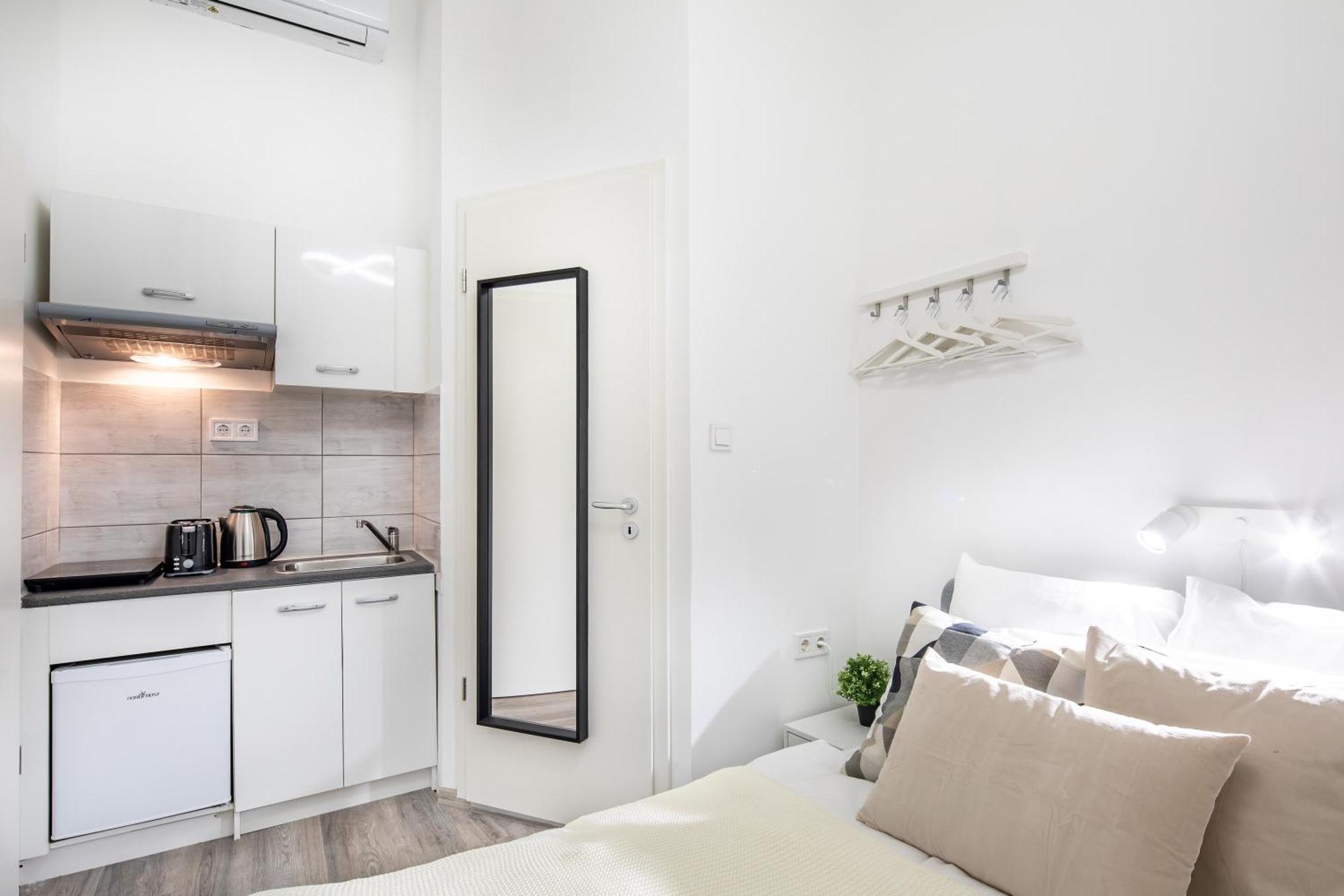 Very Central - Small Studio For Solo Traveller Βουδαπέστη Εξωτερικό φωτογραφία