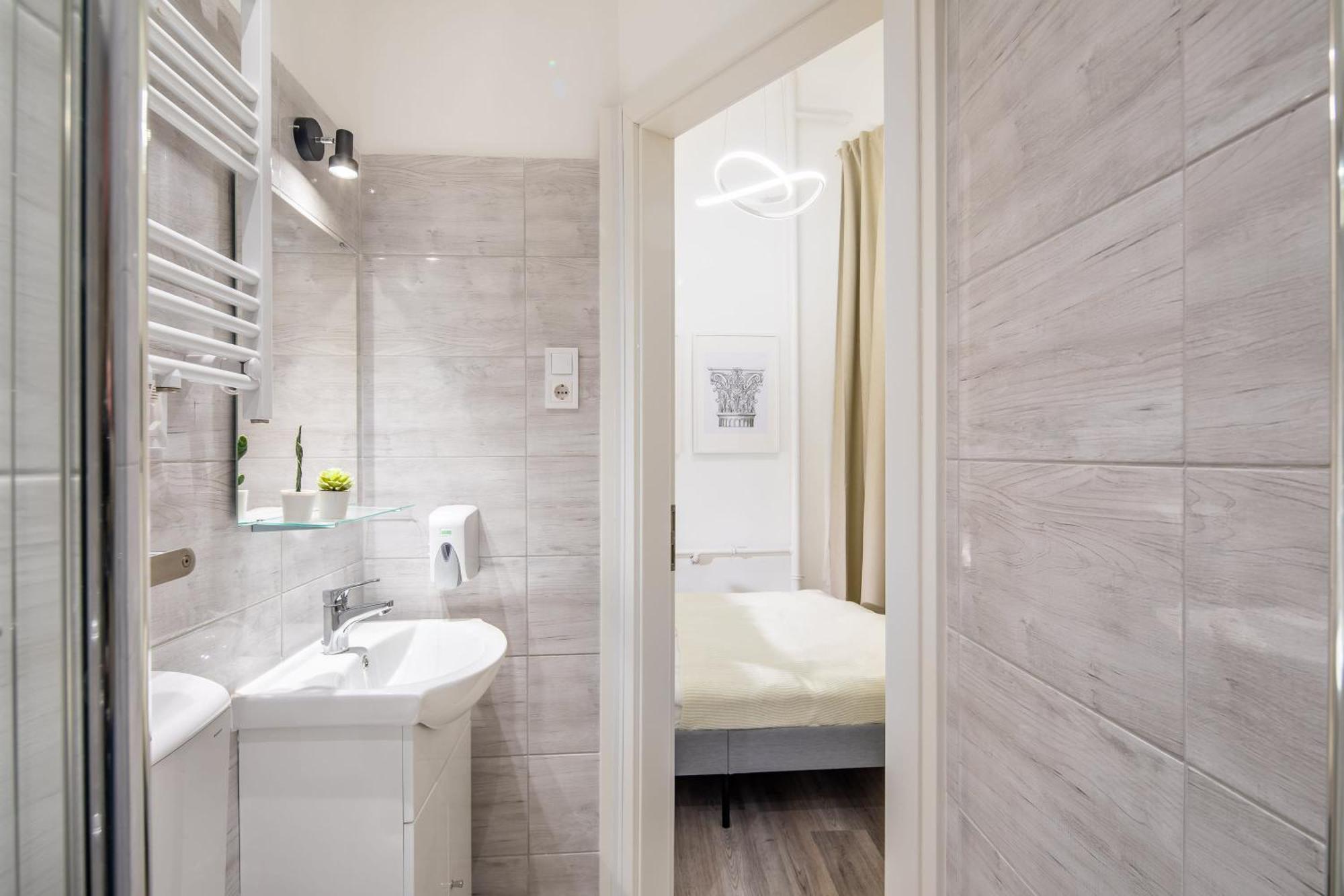 Very Central - Small Studio For Solo Traveller Βουδαπέστη Εξωτερικό φωτογραφία